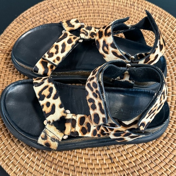 All black brand, jungle low form Leopard Print cow fur Sandals with Black Soles - Picture 4 of 9